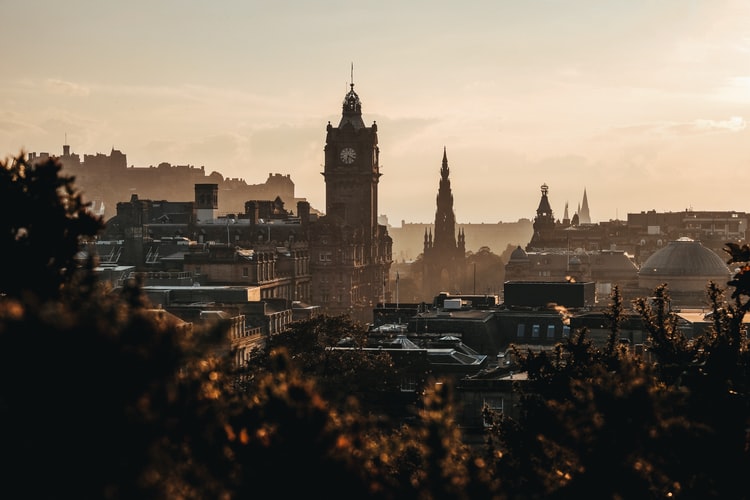 Beautiful scenes of Edinburgh